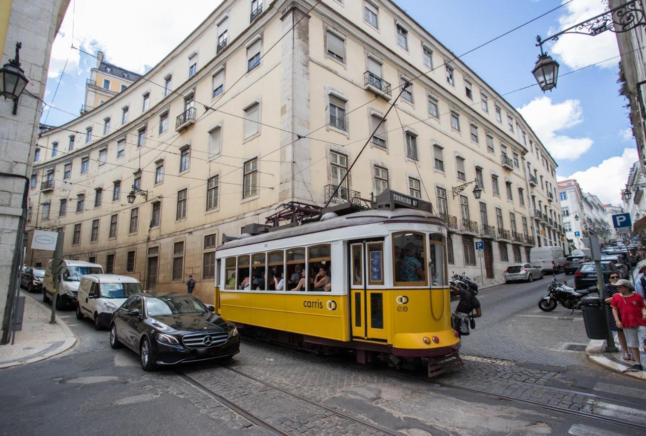 Апартаменты Downtown - Chiado & Me Лиссабон Экстерьер фото